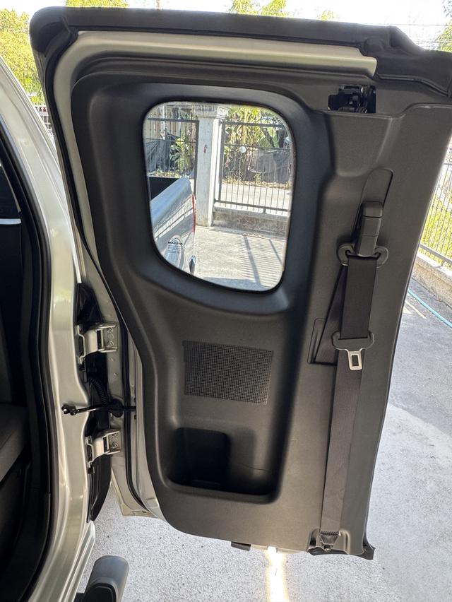 รถบ้านมือเดียวแท้ๆสภาพป้ายแดง NISSAN NAVARA Calibre King Cab เครื่องยนต์ดีเซล 2.5 ลิตร 15