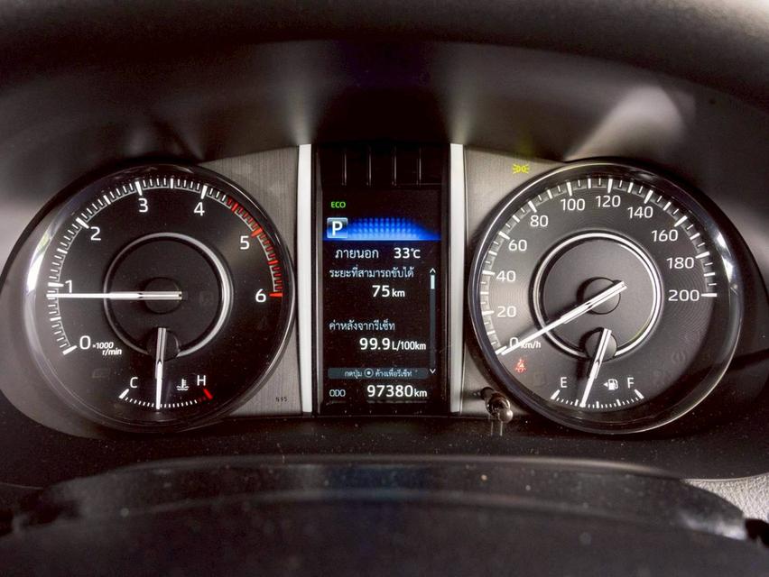 TOYOTA FORTUNER 2.8 LEGENDER 4WD ปี 2021 รถบ้าน เจ้าของเดียว 10