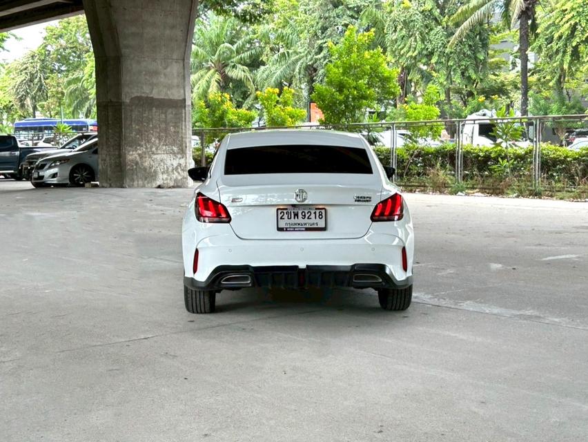 ขายรถ MG5 1.5X Sunroof NEW ปี 2022 สีขาว เกียร์ออโต้