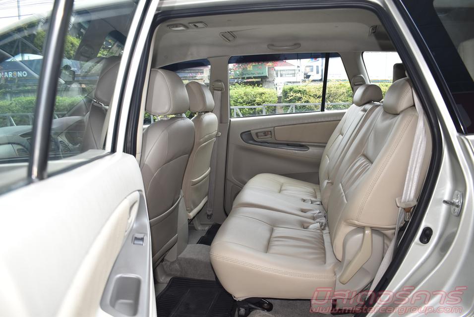 2011 TOYOTA INNOVA 2.0 G ( 1407 ) 10