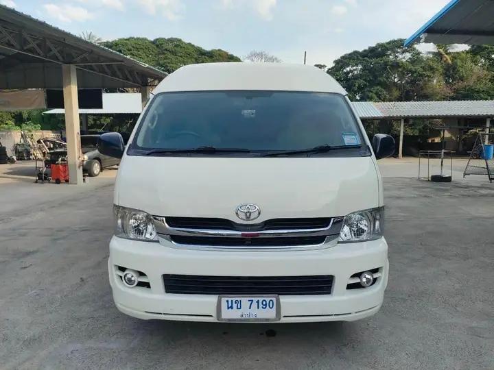 ขาย Toyota Commuter 2