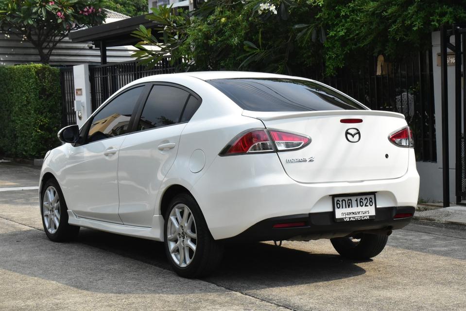 Mazda 2  1.5 Spirit ปี 2012 สีขาว  ออโต้ เบนซิน  2