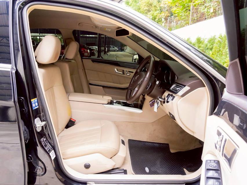 Mercedes-Benz E300 2.1 Exclusive Bluetec Hybrid (W212) ปี 2014 จด 2017 10
