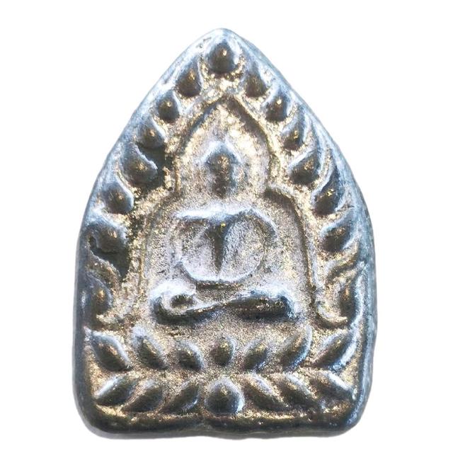 พระเจ้าสัวหลวงปู่เจือ วัดกลางบางแก้ว เนื้อตะกั่ว มีการจารอักขระ พร้อมตอกโค๊ต