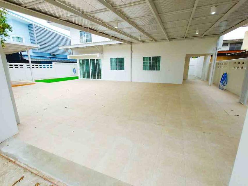 B975 ให้เช่าบ้านเดี่ยวขนาดใหญ่ ถนนศรีบูรพา นวมินทร์ 17
