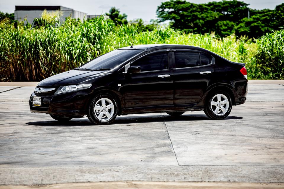 Honda City 1.5V ปี 2009  สีดำ มือเดียวป้ายแดง 9