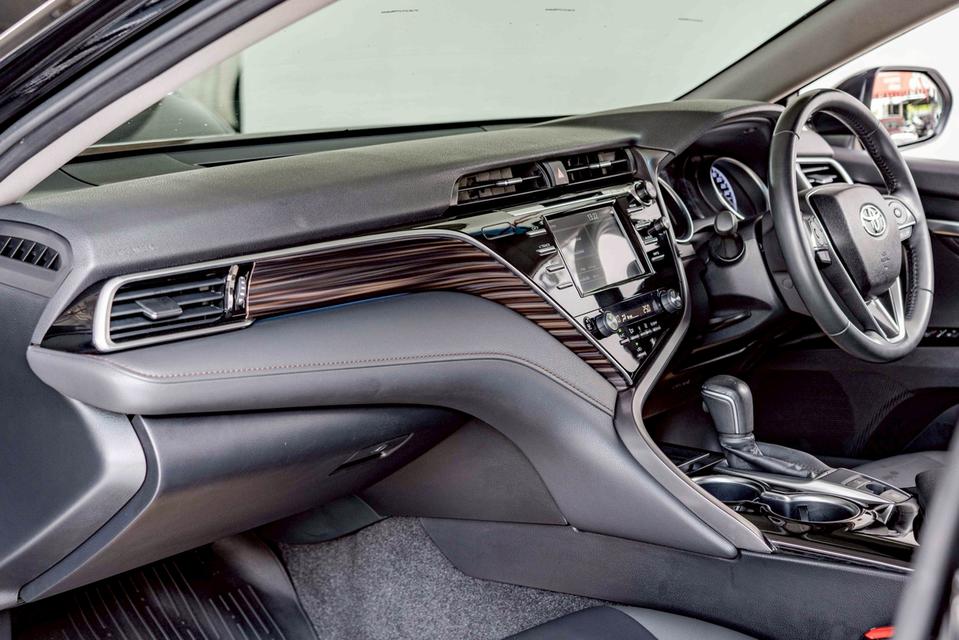 รหัสรถ NP8031 TOYOTA CAMRY 2.0G 2021 12