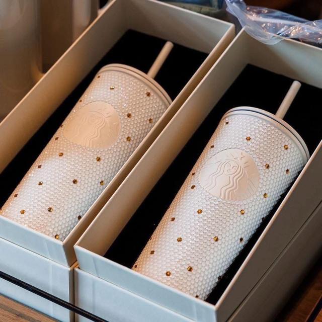 กระบอกน้ำเก็บความเย๋น