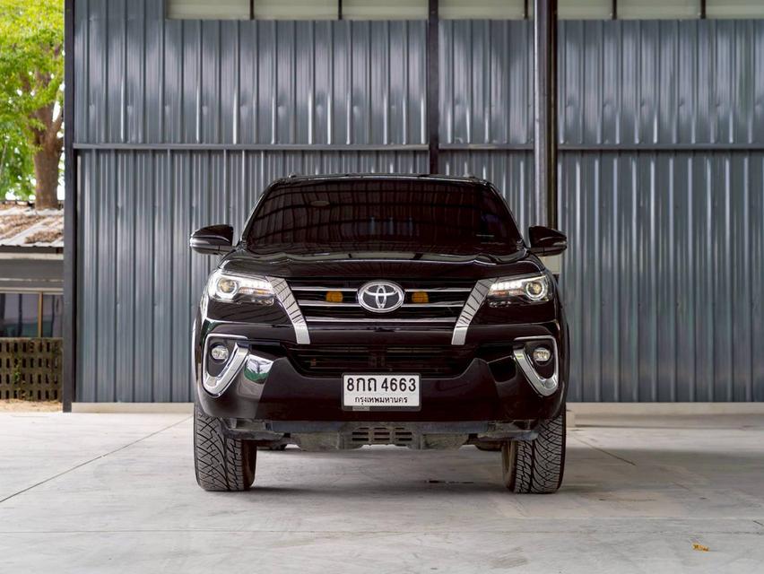 Toyota fortuner 2.4V ปี 2019 2