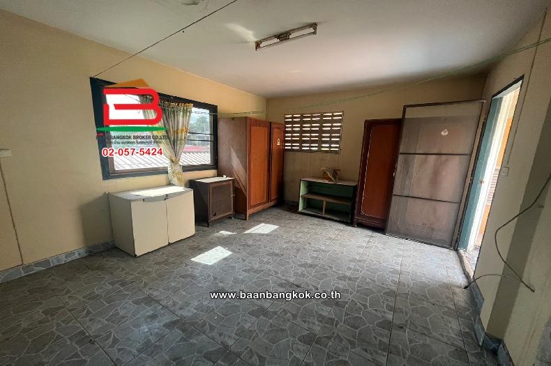 บ้านเดี่ยว หมู่บ้าน ทหารกองหนุน บางชัน เนื้อที่ 45 ตร.ว (ซอยพระยาสุเรนทร์ 28) แขวงบางชัน เขตคลองสามวา กรุงเทพมหานคร 10