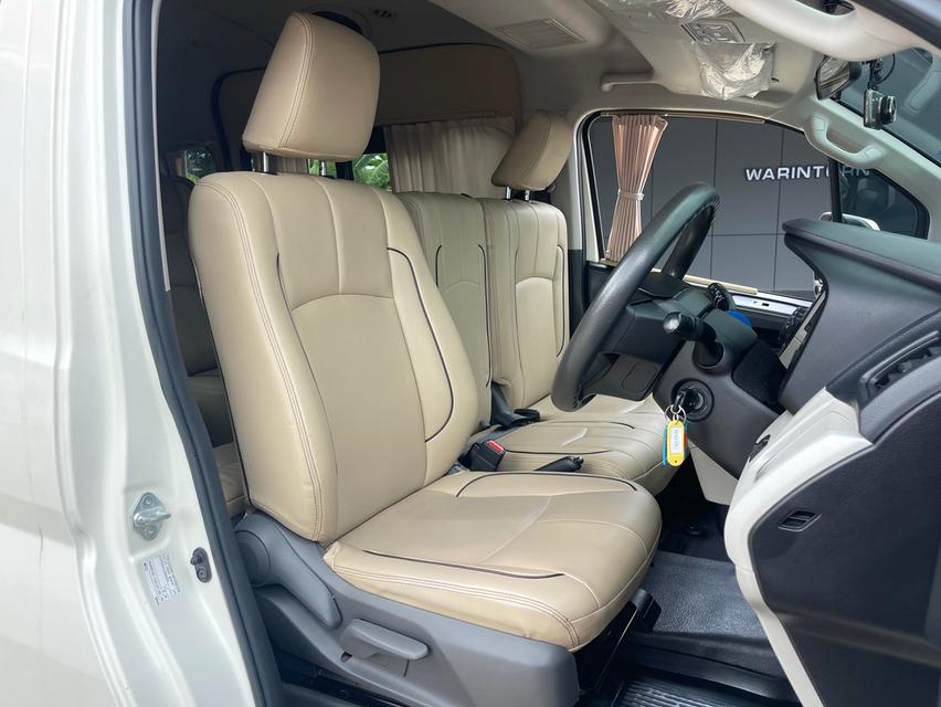 ขาย Toyoya Commuter 2.8 ปี19 12