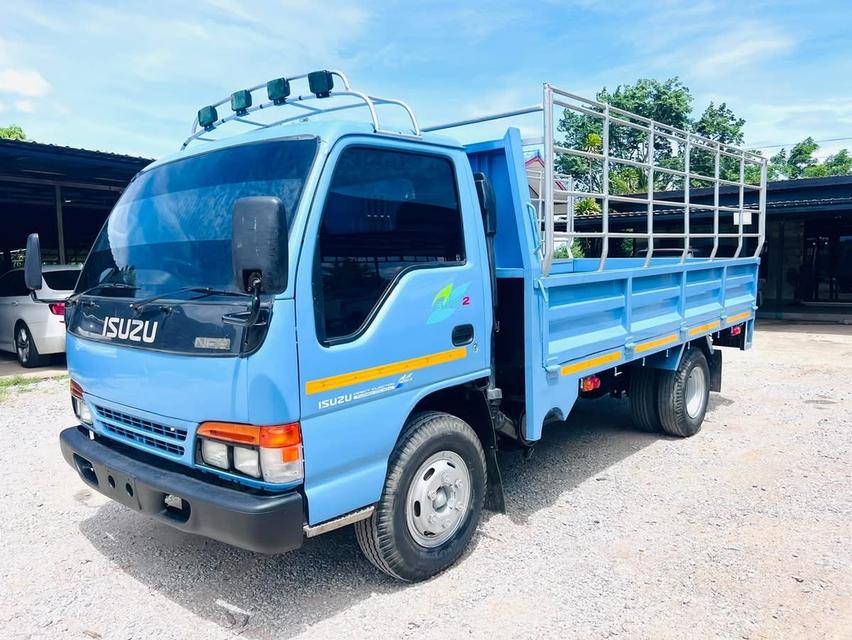 รถบรรทุก 6 ล้อ ISUZU NPR 120HP มือสอง 4