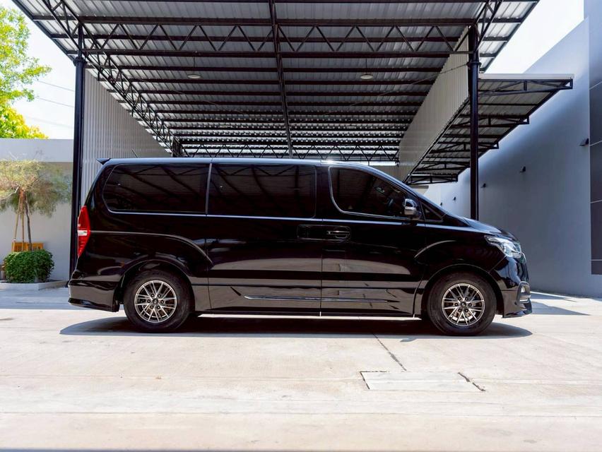 HYUNDAI H-1 2.5 ELITE NS ปีจด 2023 รูปที่ 3