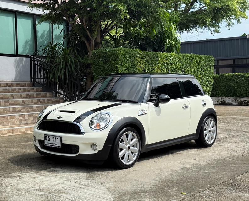 2009 MINI COOPER S R56 รถมือเดียวออกป้ายแดง รถวิ่งน้อย ประวัติศูนย์ครบ รถไม่เคยมีอุบัติเหตุครับ