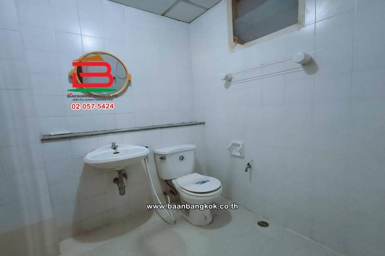 ทาวน์โฮม เนื้อที่ 18 ตร.ว. หมู่บ้านสรานนท์ (ติวานนท์-ปากเกร็ด 19) ถนนติวานนท์-ปากเกร็ด ตำบลบางพูด อำเภอปากเกร็ด นนทบุรี 13