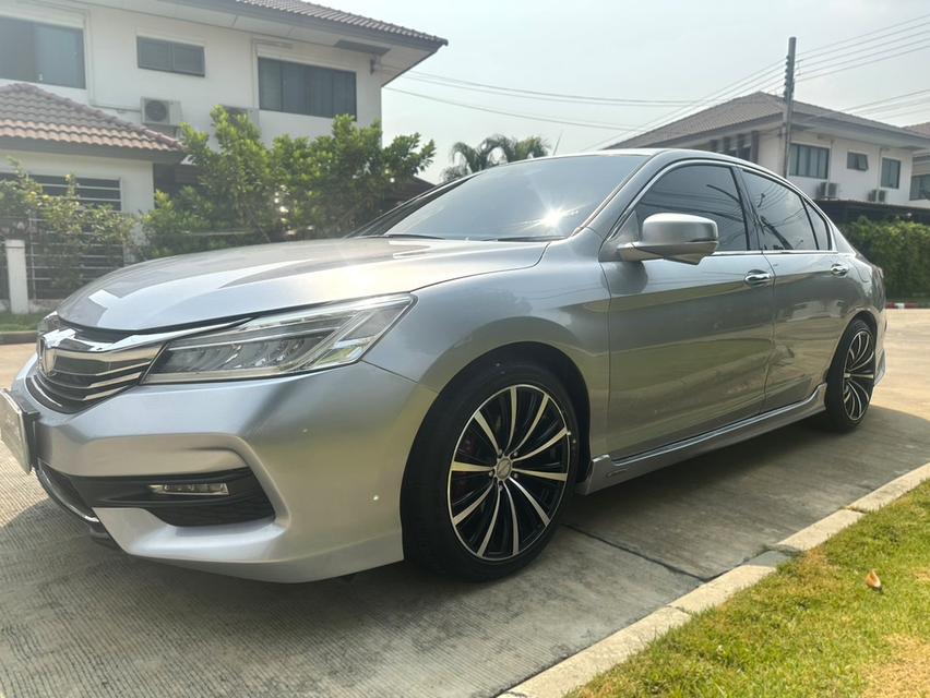 Honda Accord 2.0 EL minorchange AT ปี 2016 3