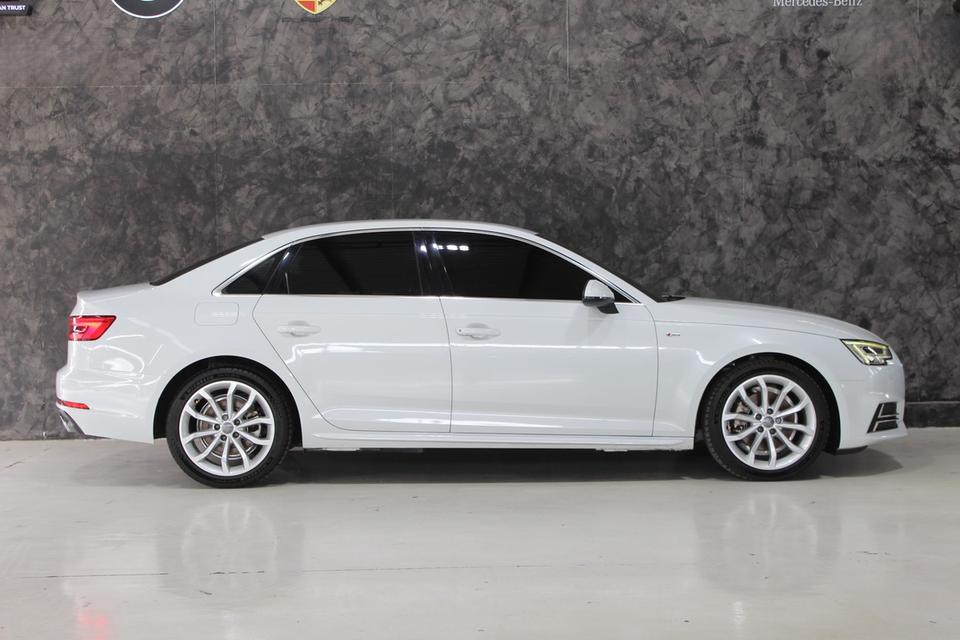 รหัสรถ JRS4994 Audi A4 40 TFSI 2017 มือเดียวสวยๆ
