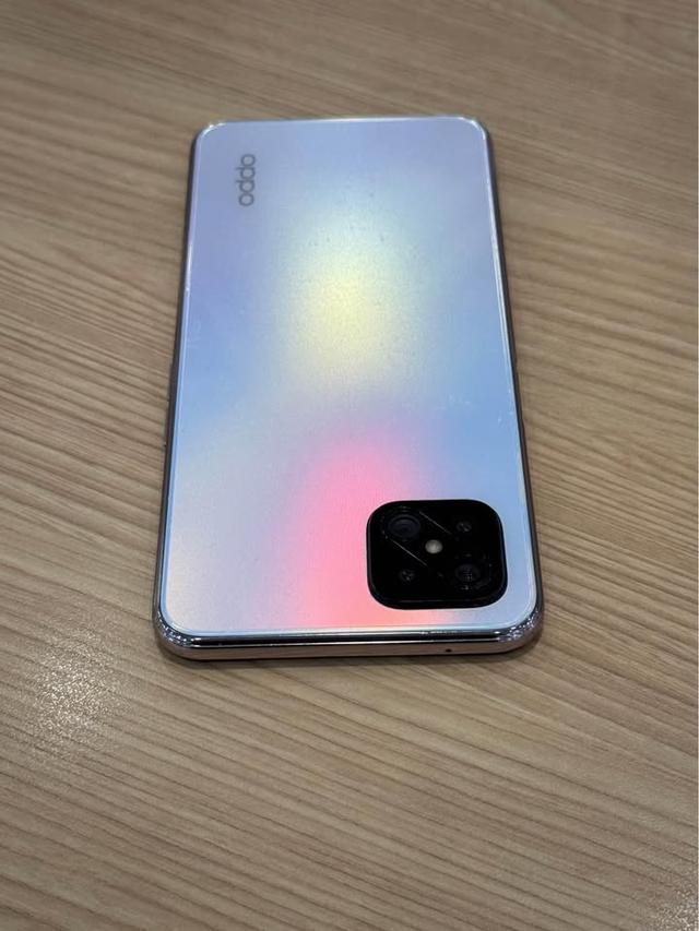 OPPO Reno 4 5G สีขาว 2