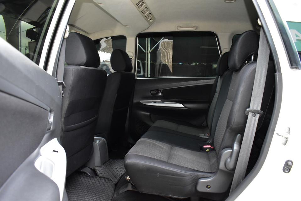 TOYOTA AVANZA 1.5S 2014 สีขาว 15