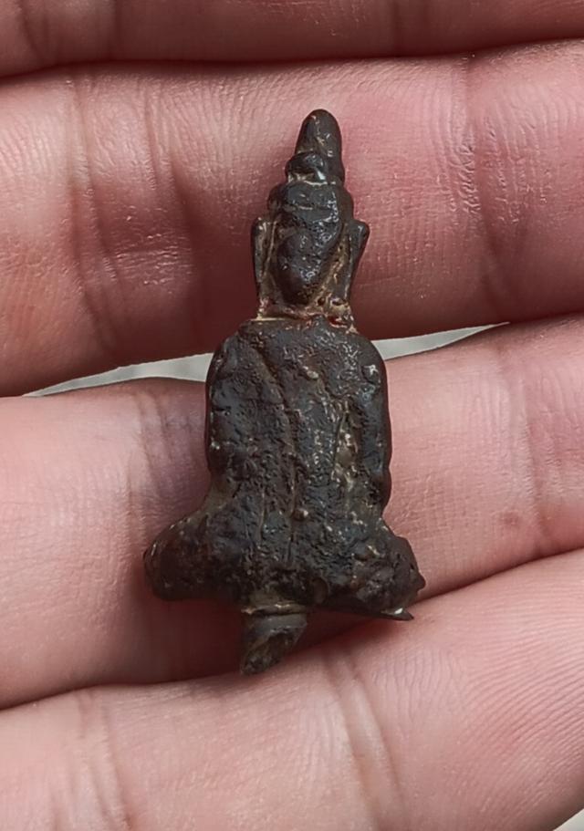 พระเครื่องยอดธงสมัยอยุธยา 2