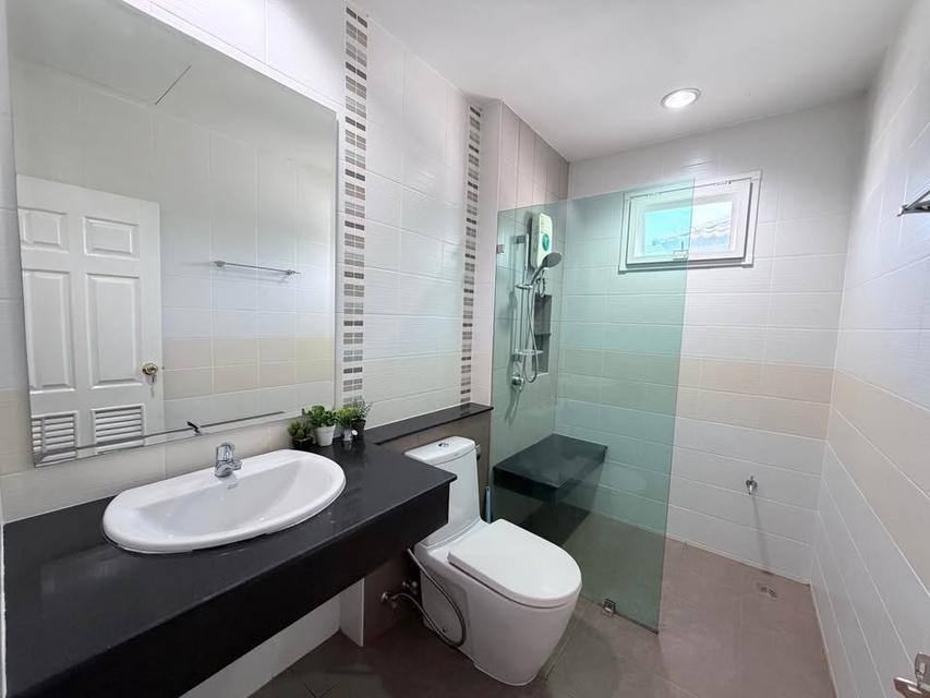 🏡 บ้านเดี่ยวสองชั้นในโครงการ ใกล้สิ่งอำนวยความสะดวกครบวงจร #สันทราย ราคาเพียง 35,000 บาท/เดือน✨ 清迈双层独栋别墅出租 家具齐全 4 卧室 3 卫生间 租金 35,000 泰铢/月(含物业费)✨ 4