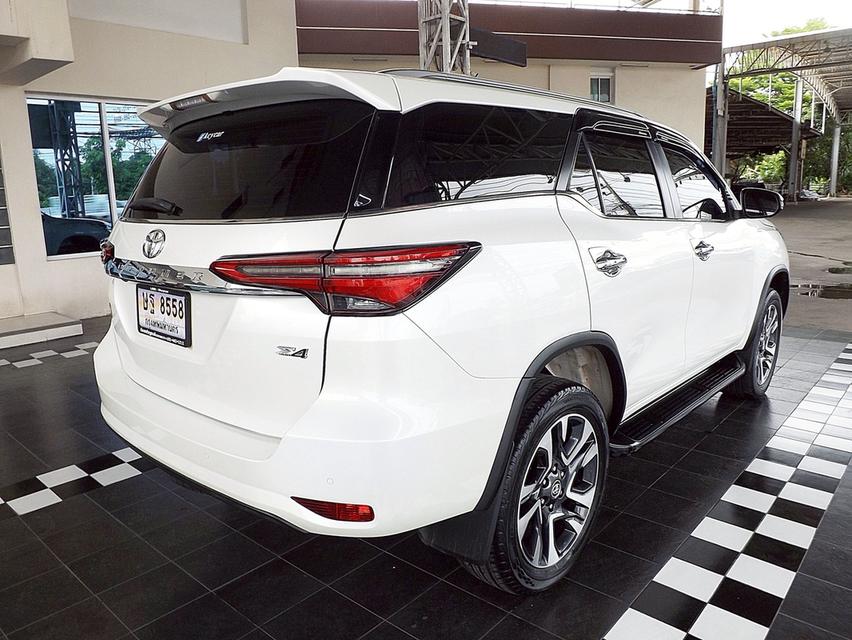 รหัสรถ KCY8558 TOYOTA FORTUNER 2.4V AUTO 4WD ปี 2021 8