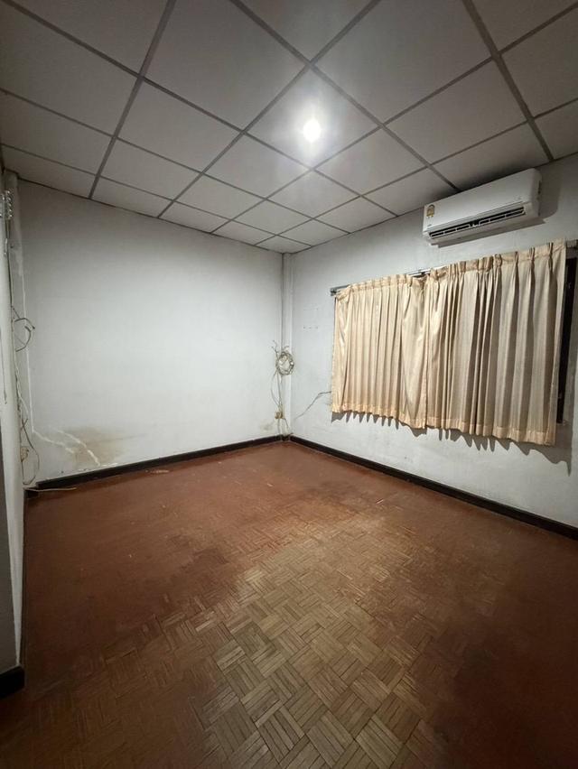 บ้านทาวน์เฮ้าส์ซอยลาดพร้าว 95 ฟู้ดแลนด์ 2