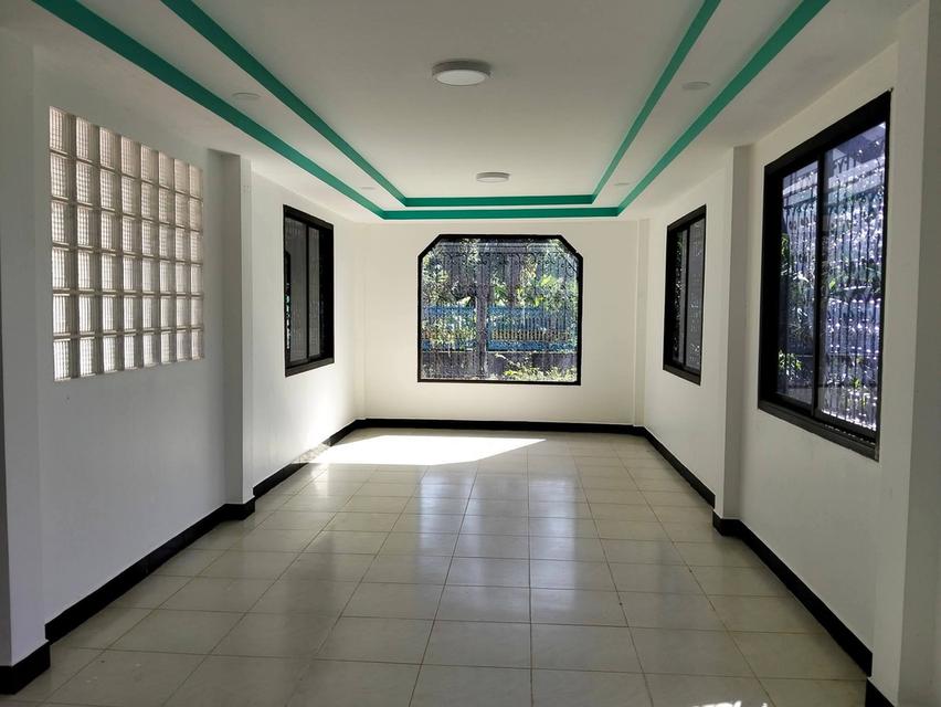 บ้านเดี่ยว5ห้องนอน3ห้องน้ำ เนื้อที่ 2งาน 60ตรว. บ.หนองสะโน ต.ดอนนางหงส์ อ.ธาตุพนม จ.นครพนม 4