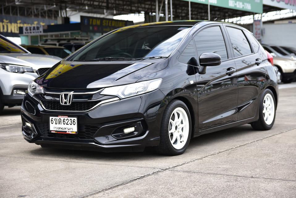2023 HONDA JAZZ 1.5V AUTO