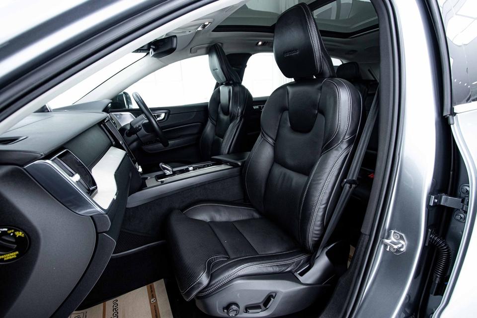 รหัสรถ 1C631 XC60 2.0 T8 PLUG-IN HYBRID INSCRIPTION AWD 9