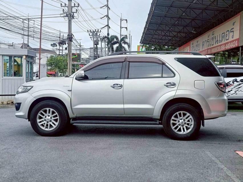 Toyota Fortuner 3.0V ปี13