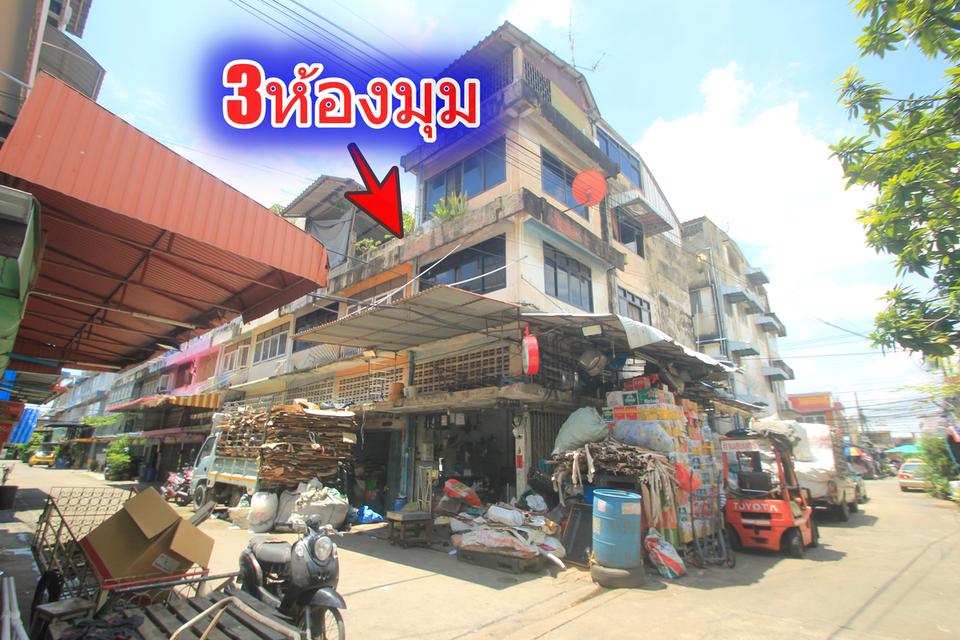 อาคารพาณิชย์พระราม2ซ.11 ตลาดโอ๋เอ๋ ทางด่วนพระราม9 เซ็นทรัลพระราม2 ห้องมุม3ห้อง 40วา ทำเลอยู่อาศัย ค้าขาย เปิดสำนักงาน ทำหอพักได้ เดินทางสะดวก 11