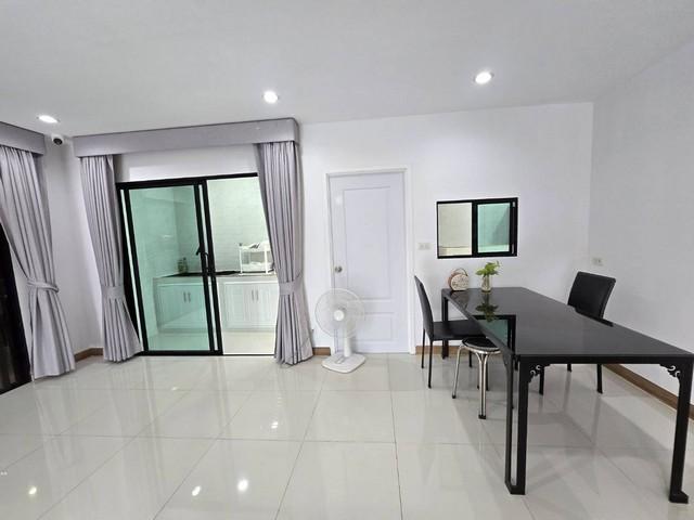 ให้เช่า บ้านเดี่ยว2ชั้น 51ตรว. ถ.เฉลิมพระเกียรติ ร.9 ใกล้ซีคอนสแควร์ 4