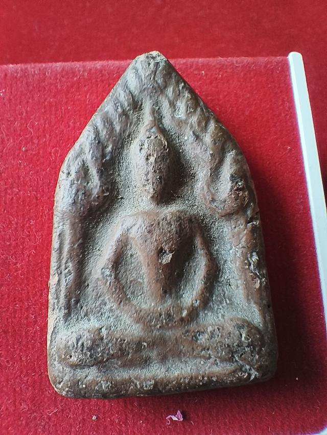 พระขุนแผนเนื้อดินเนื้อชิน (ไม่ทราบที่)จริงแท้พิจารณาตามรูปครับ 4