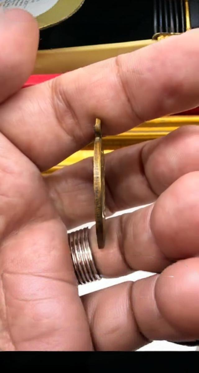 หลวงพ่อกวยวัดโฆสิตาราม