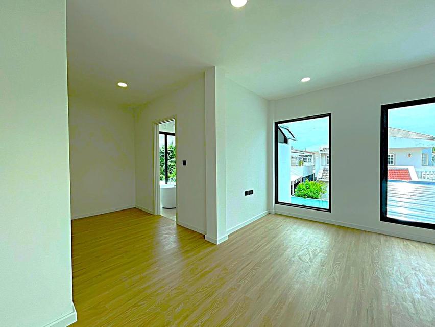 🏡 บ้านเดี่ยวหลังมุม รีโนเวทใหม่ทั้งหลัง 📍ใจกลางรัชโยธิน – รัชดา 42 14.9 ล้าน 14