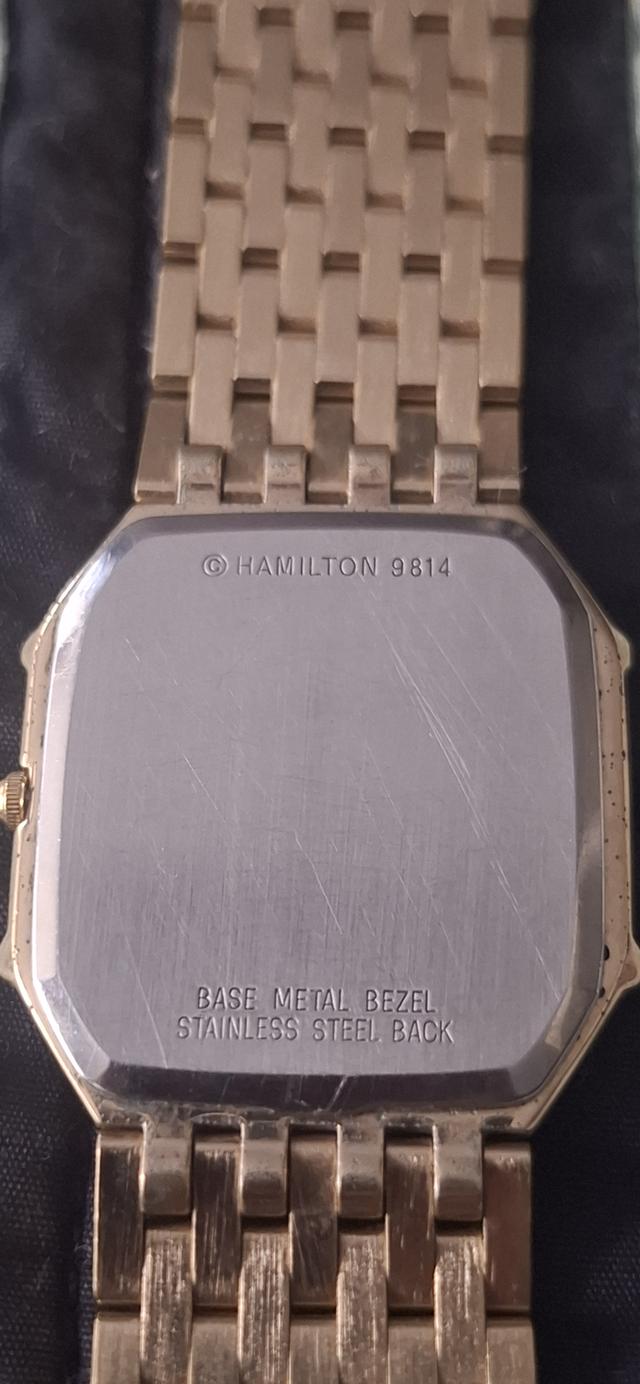 นาฬิกาวินเทจมือสองเป็นรุ่น Hamilton 9812 Registered Edition เครื่อง Swiss Quartz ETA 980.163 สภาพเดินดี พร้อมใช้งาน รูปที่ 2