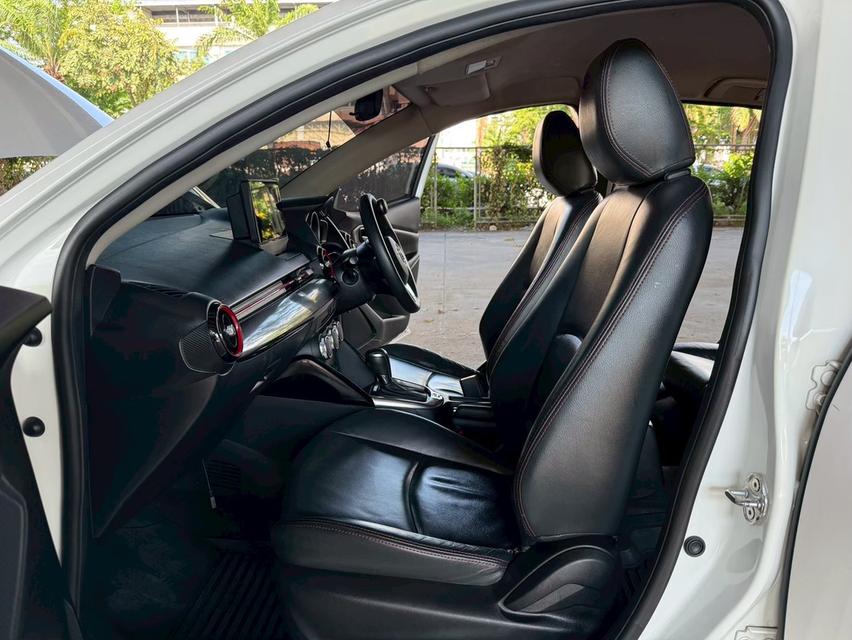 Mazda 2 1.3 SkyActiv High Sedan AT ปี 2015 รถสวยไมล์น้อย 97,xxx km. 18