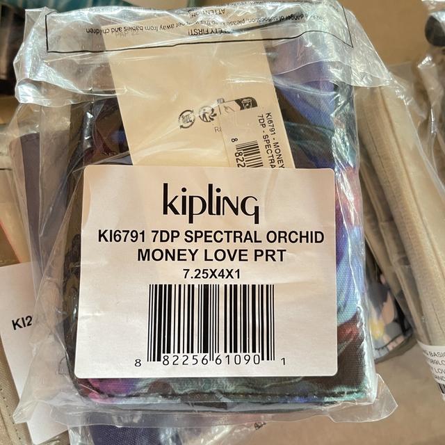 (พร้อมส่ง/ของแท้ค่ะ💯🐒) กระเป๋า Kipling money love medium wallet รูปที่ 11