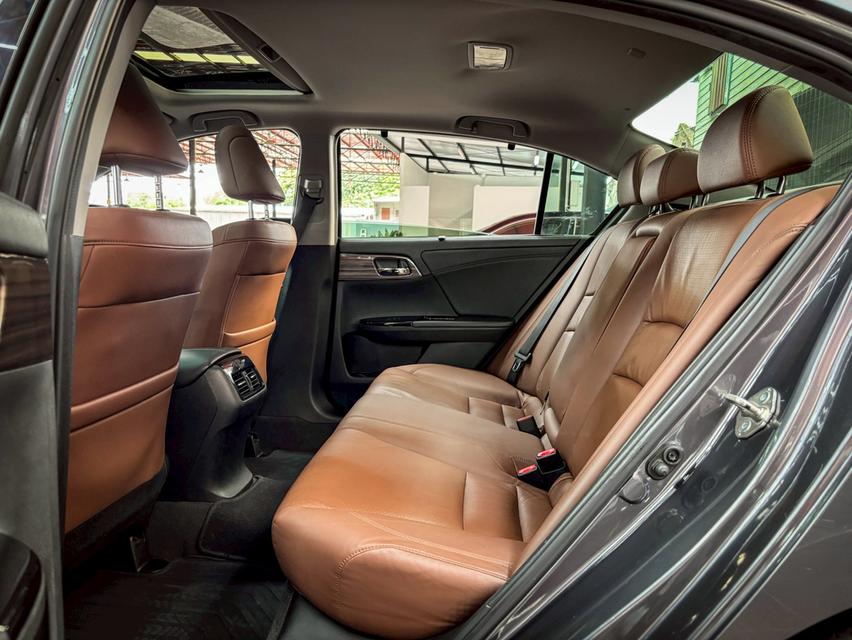 HONDA ACCORD 2.0 HYBRID TECH ปี2016รถบ้านแท้ ตัวท็อปสุดของรุ่น 13