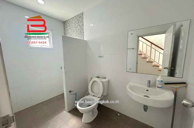  บ้านแฝด หมู่บ้าน เดอะไนน์ รังสิต คลอง 9 เนื้อที่ 36.8 ตรว. ใกล้วัดลานนา ถนนรังสิต-นครนายก ตำบลลำลูกกา อำเภอลำลูกกา จังหวัดปทุมธานี 7