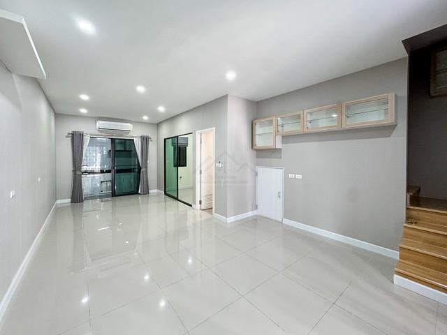 ขายทาวน์โฮม 3 ชั้น 19.3 ตรว. 4 นอน สไตล์ Modern Iconic หมู่บ้านพาทิโอ วัชรพล – รามอินทรา ถนนวัชรพล ต่อเติมฟังก์ชันครบ ใก