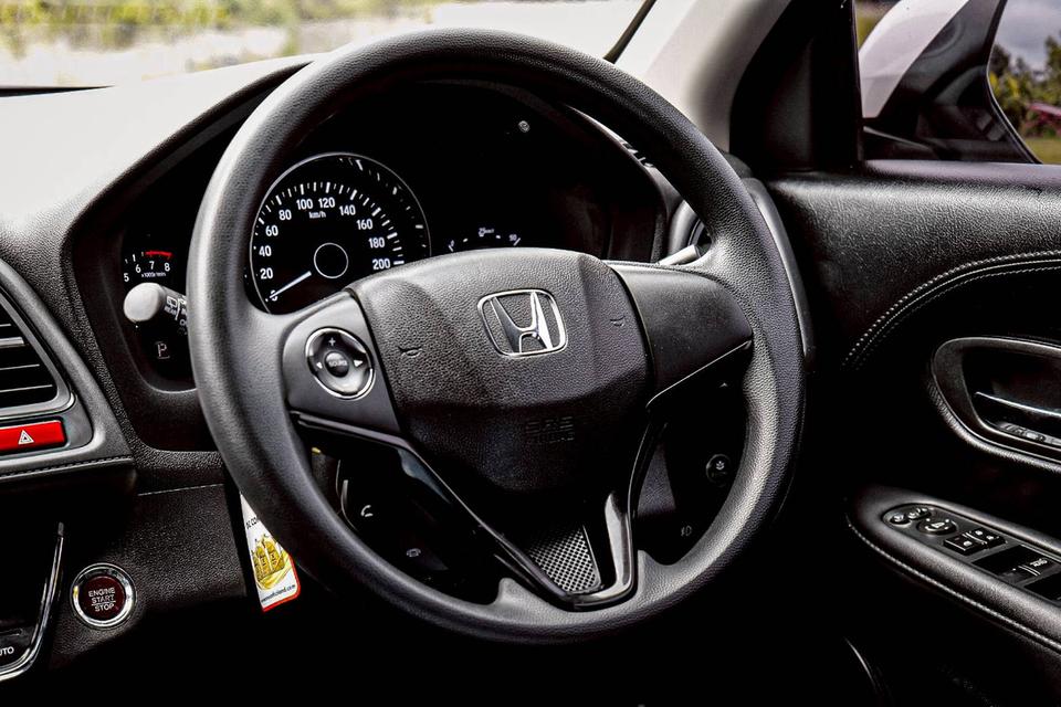 HONDA HR-V 1.8 S ปี 2015 7