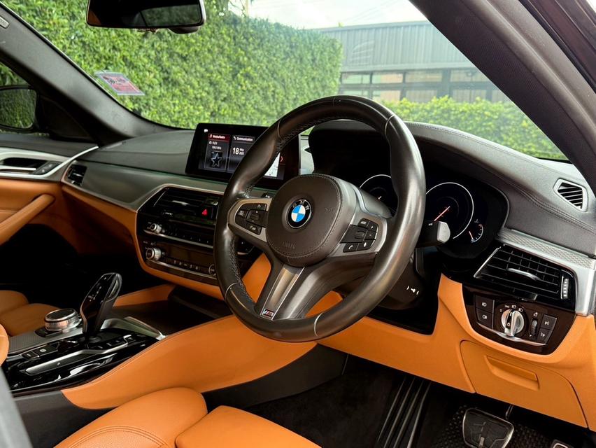 2020 BMW 520D MSPORT G30 รถมือเดียวออกป้ายแดง รถวิ่งน้อยเพียง 68,000 กม รถไม่เคยมีอุบัติเหตุครับ 9