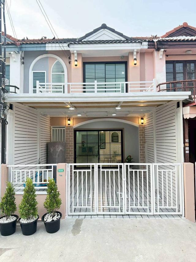 หมู่บ้านสิรารมย์ 1