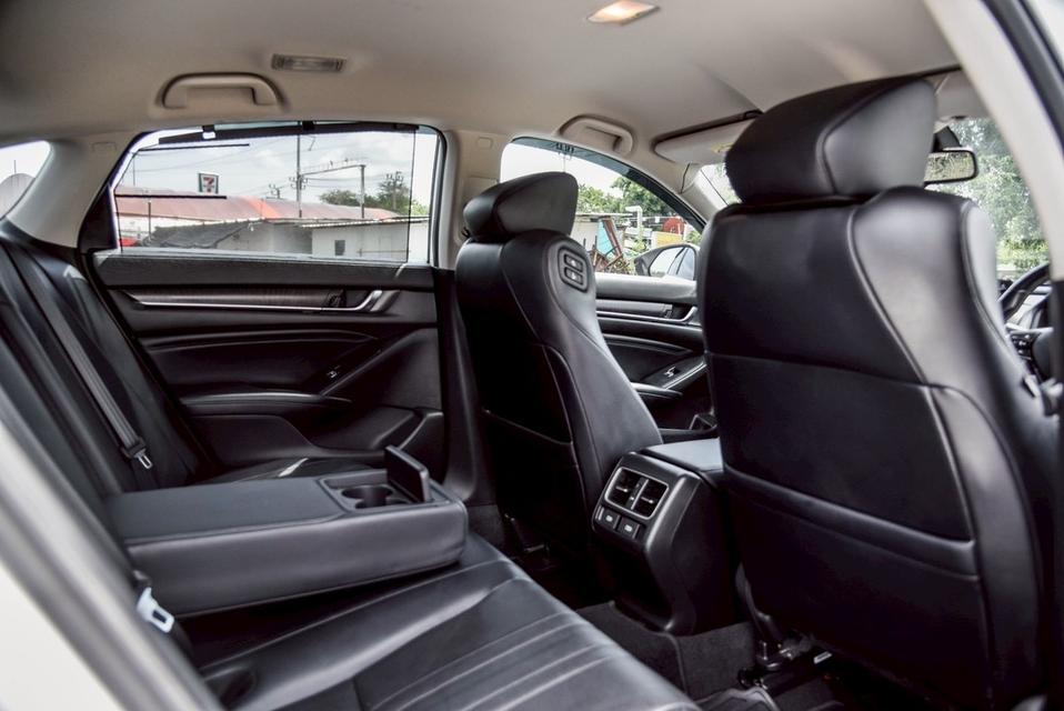 รหัสรถ CBL7117 Honda Accord 2.0 Hybrid AT 2020 12