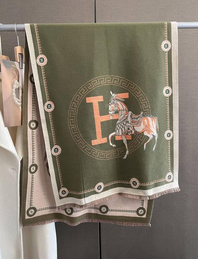 ผ้าคลุมไหล่Hermes