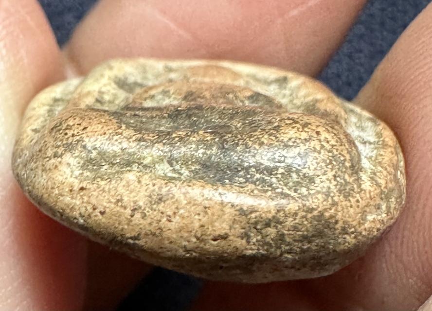 พระกำแพงซุ้มกอ พิมพ์กลาง มีราดำ 4