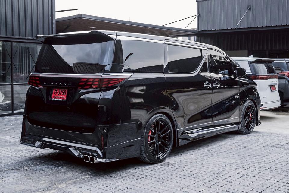 รหัสรถ 67GG5551 Toyota Alphard 30 SC ปี 2023 เป็นรถ MPV อเนกประสงค์แปลงโฉมเป็น Alphard 40  11