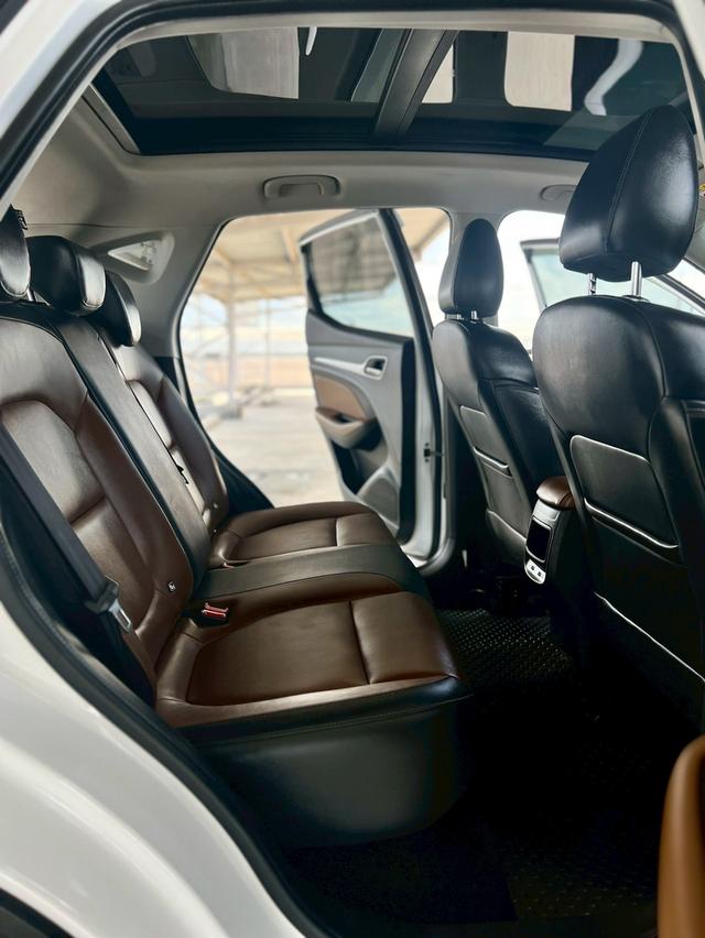 ปี 2022 MG ZS 1.5 X+ สภาพสวย วิ่งน้อย 35,xxx กิโล ราคา 419000  ผ่อน/สดไม่มีแวท 6
